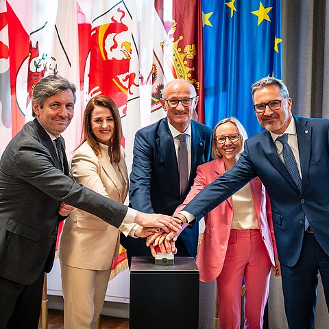 � Land Tirol/Fitsch Arbeitsmarkt ohne Grenzen