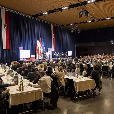 � Tag des Ehrenamts im Bezirk Landeck – LH Mattle würdigte engagierte Persönlichkeiten