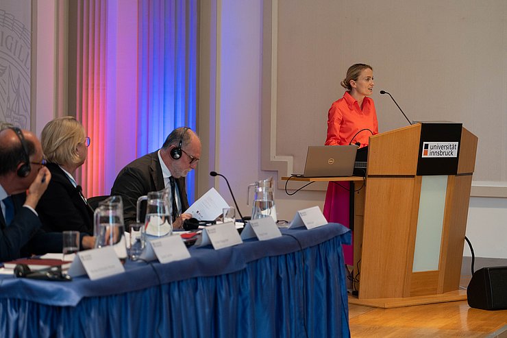 © Maximilian Oswald, Landtagsdirektion MMag.a Dr.in Monika Aichholzer-Wurzer