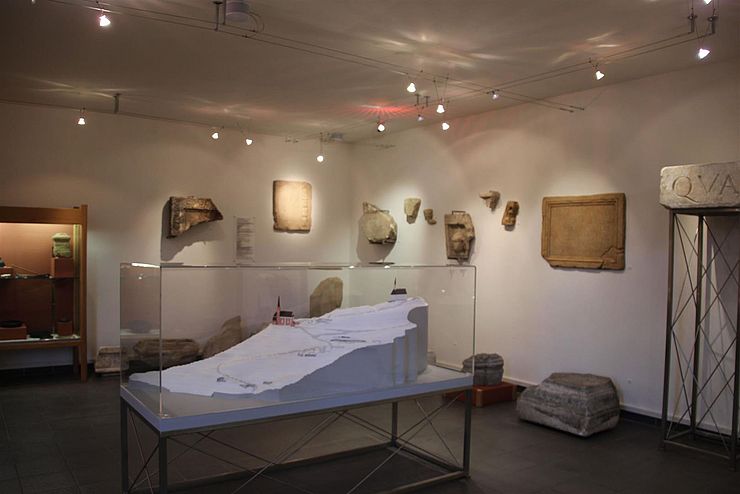 Blick in die Ausstellung der "Archäologischen Schausammlung"