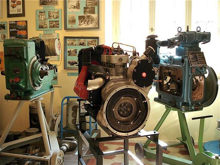 Motoren im "Jenbacher Museum"
