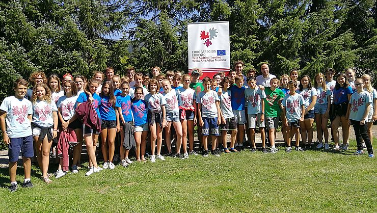 50 Kinder aus der Europaregion Tirol, Südtirol und dem Trentino verbrachten eine Woche unter dem Motto „Natur trifft Kultur" in Toblach.