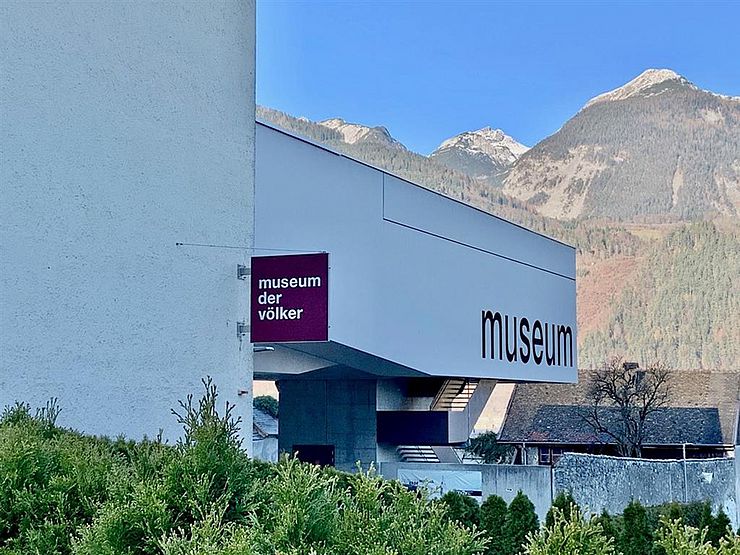 Außenansicht des "Museums der Völker" in "Schwaz"