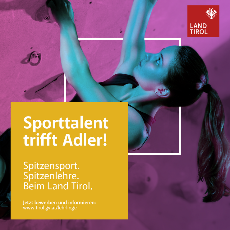 Auf dem Bild ist ein Plakat mit der Aufschrift "Sporttalent trifft Adler" zu sehen. Im Hintergrund ist eine Kletterin zu sehen.