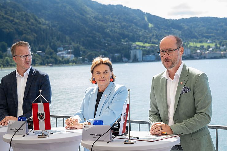 LR Mario Gerber bei der anschließenden Pressekonferenz. 