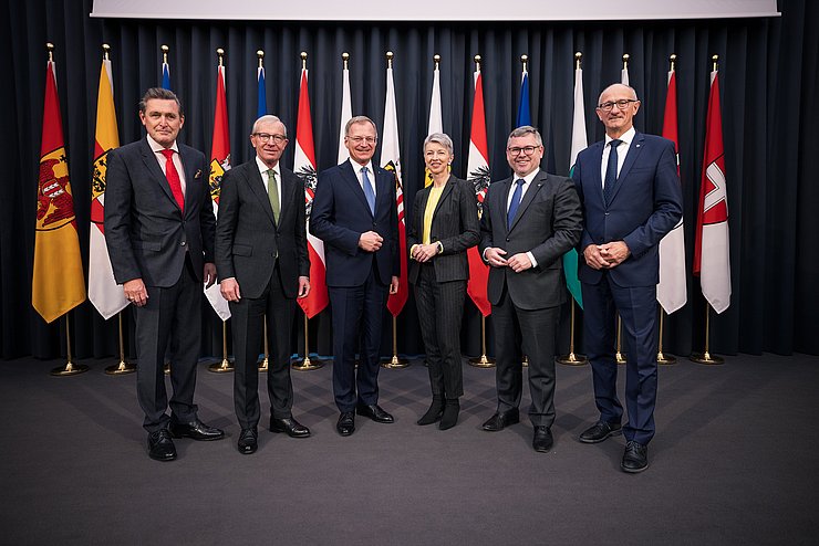 Gruppenfoto bei der FinanzreferentInnenkonferenz.