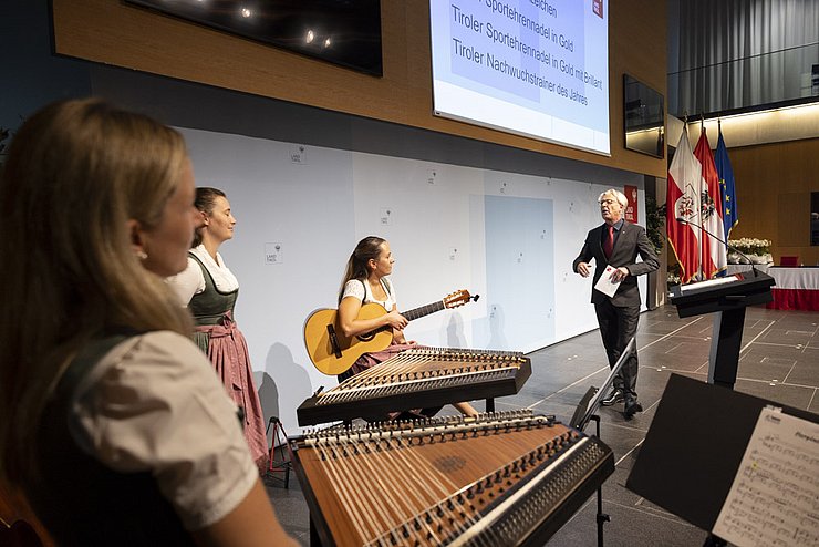 Impressionen Festakt Verleihung Tiroler Sportehrenzeichen 24. September 2024, Die Vielsaitigen