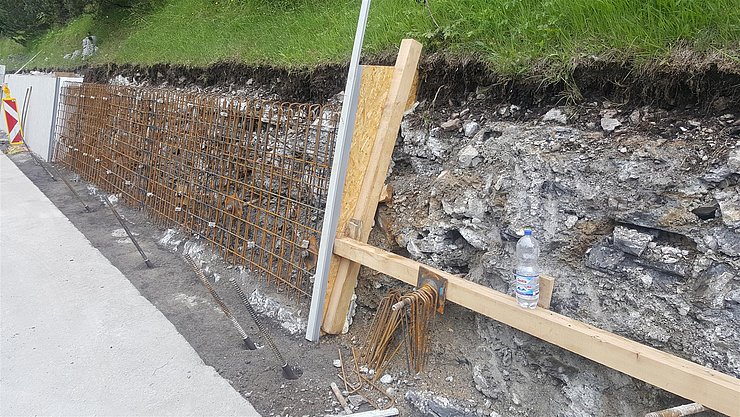 Bewehrung Mauerblockabschnitt mit Fugenabschalung