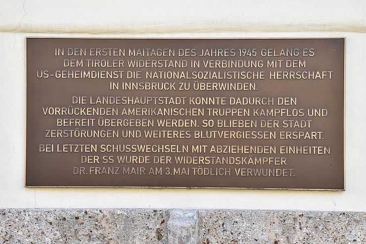 Gedenktafel am Alten Landhaus in Innsbruck zur Erinnerung an Franz Mair.