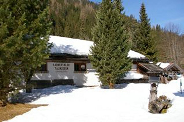 Außenansicht des "Kaunertaler Talmuseums" im Kaunertal