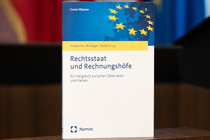 © Landtagsdirektion/Oswald Buch „Rechtsstaat und Rechnungshöfe“