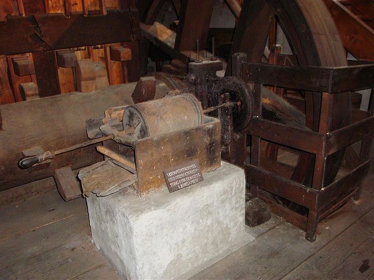 Vorwärmtrommel im "Museum Ölschlag-Schwaigermühle"