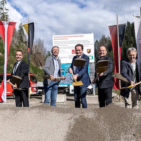 THEMENBILD, Spatenstich Hochwasserschutz Villgratenbach in Heinfels