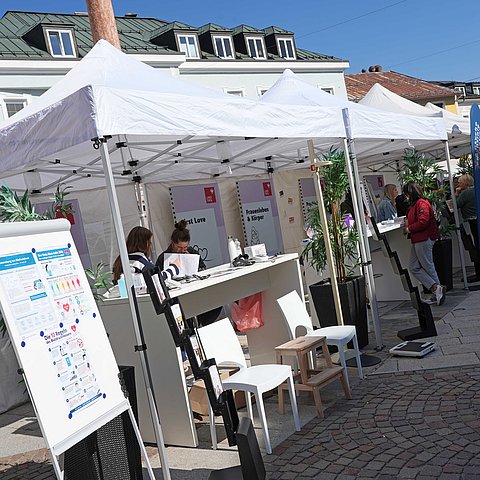 � Land Tirol/Dorfmann Frauengesundheitsstraße macht Station in Lienz