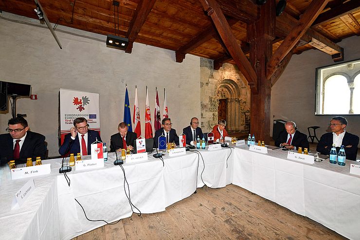 EVTZ-Vorstandssitzung im Schloss Tirol bei Meran.