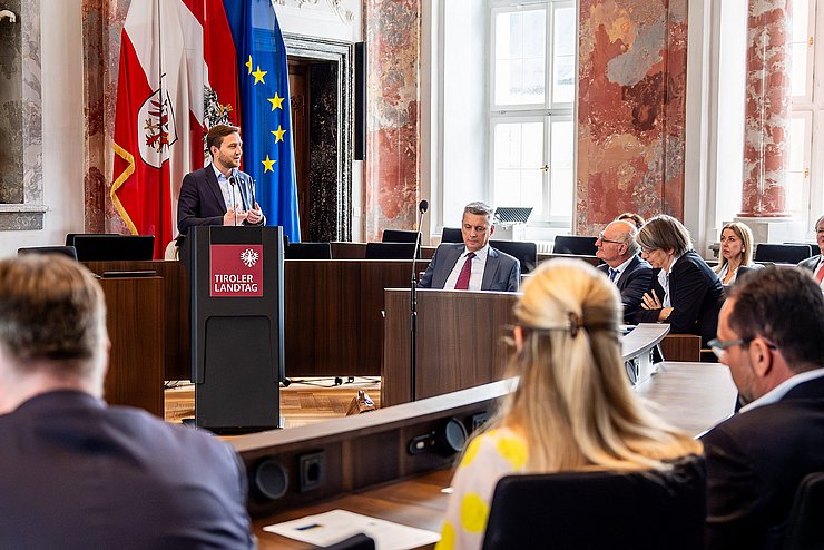 © Landtagsdirektion/Oswald Buchvorstellung