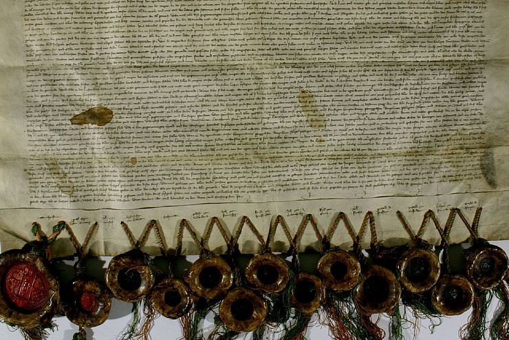 Urkunde 1363 mit Siegel