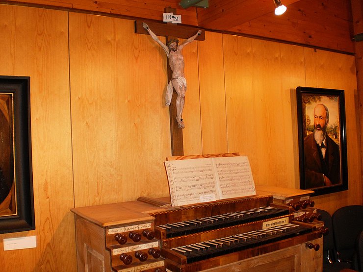 Orgel im "Anich-Hueber-Museum"