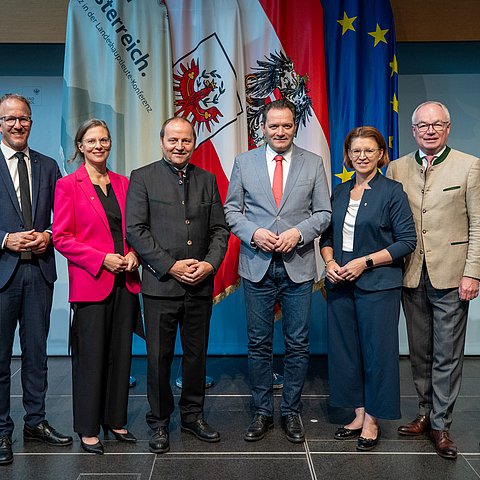 � Land Tirol/Neuner Länder ziehen für starke gemeinsame Agrarpolitik an einem Strang